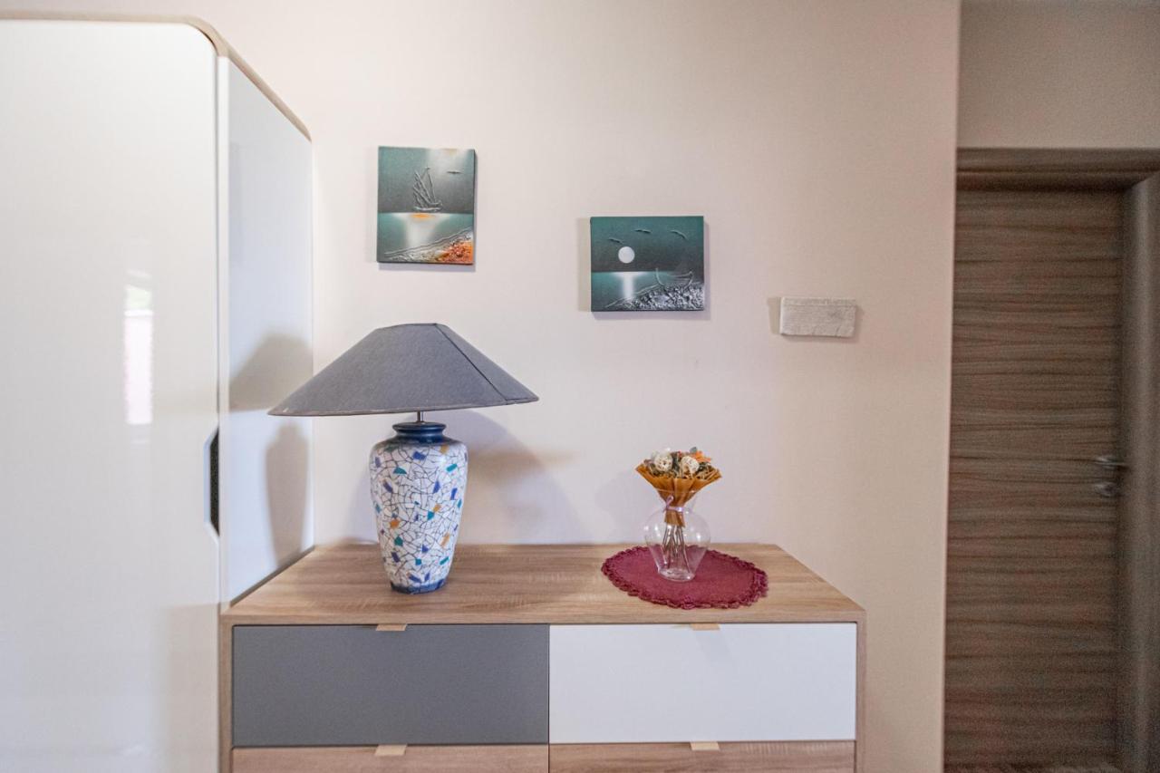 Two-Bedroom Apartment in Crikvenica XCVII Buitenkant foto