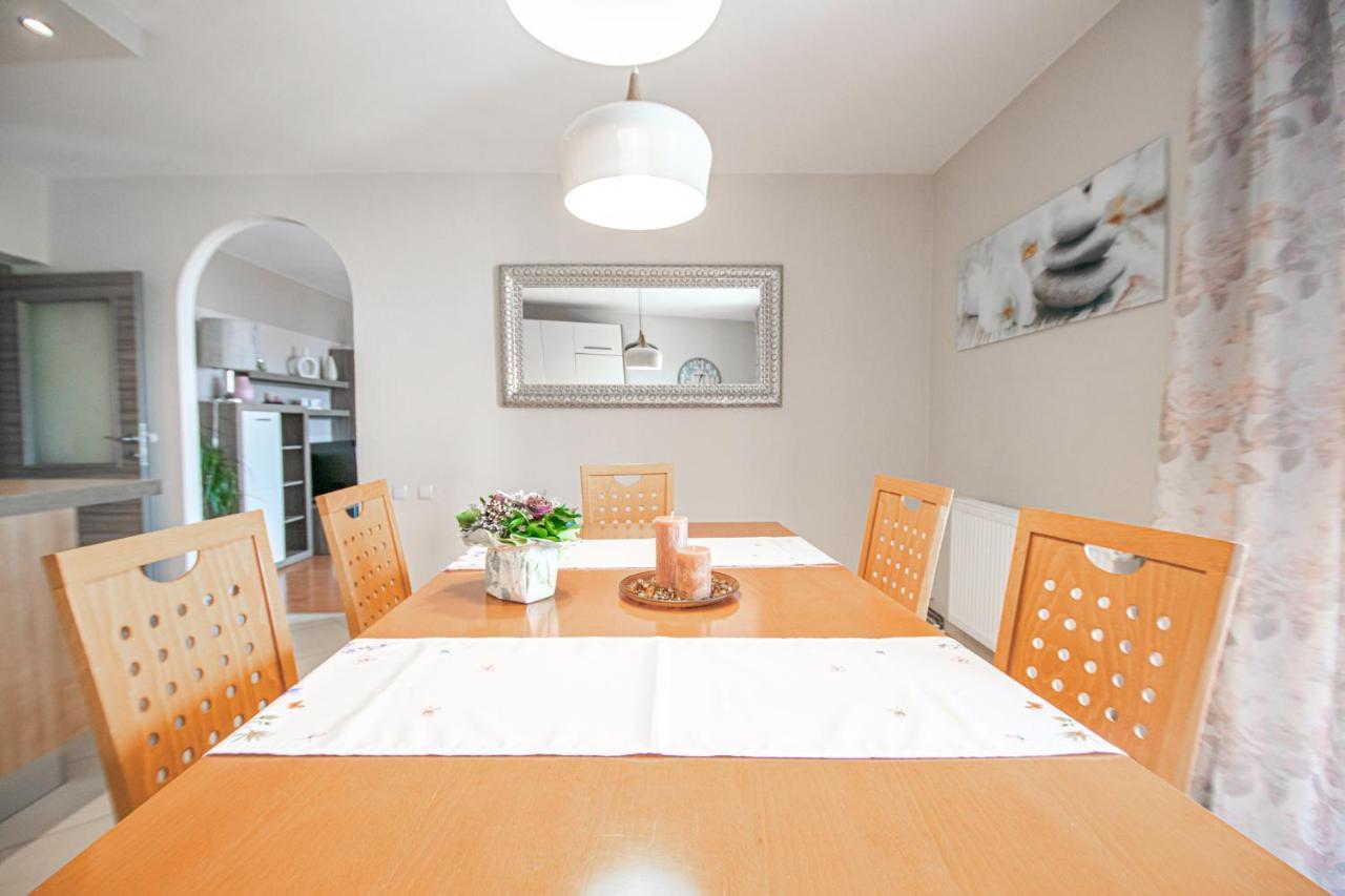 Two-Bedroom Apartment in Crikvenica XCVII Buitenkant foto