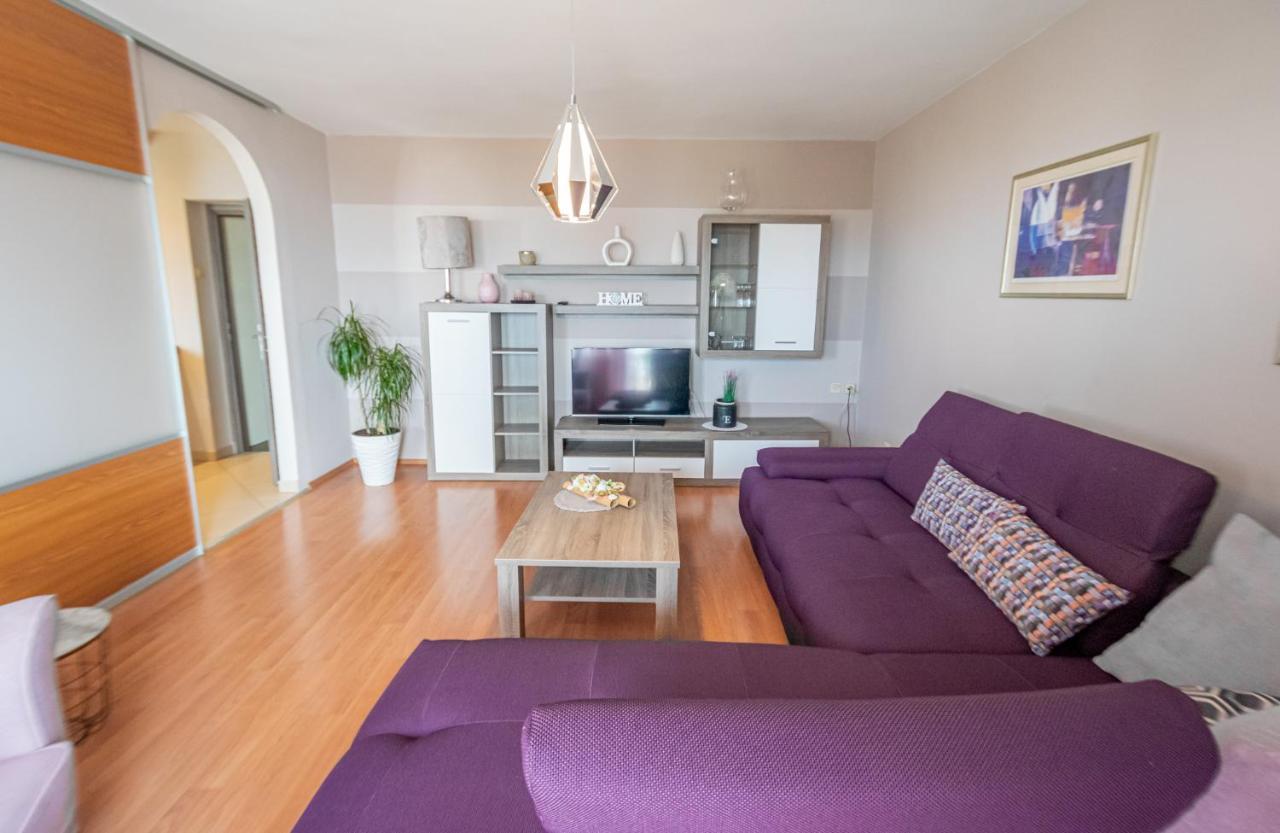 Two-Bedroom Apartment in Crikvenica XCVII Buitenkant foto